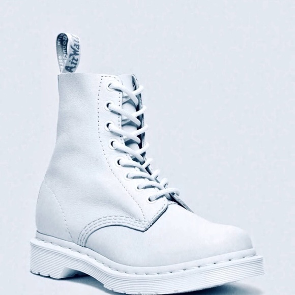Dr. Martens Shoes - 1460 PASCAL WOMEN'S MONO LACE UP BOOTS